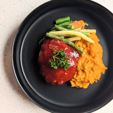 Mini pain de viande au porc et cheddar, sauce chili sucrée,