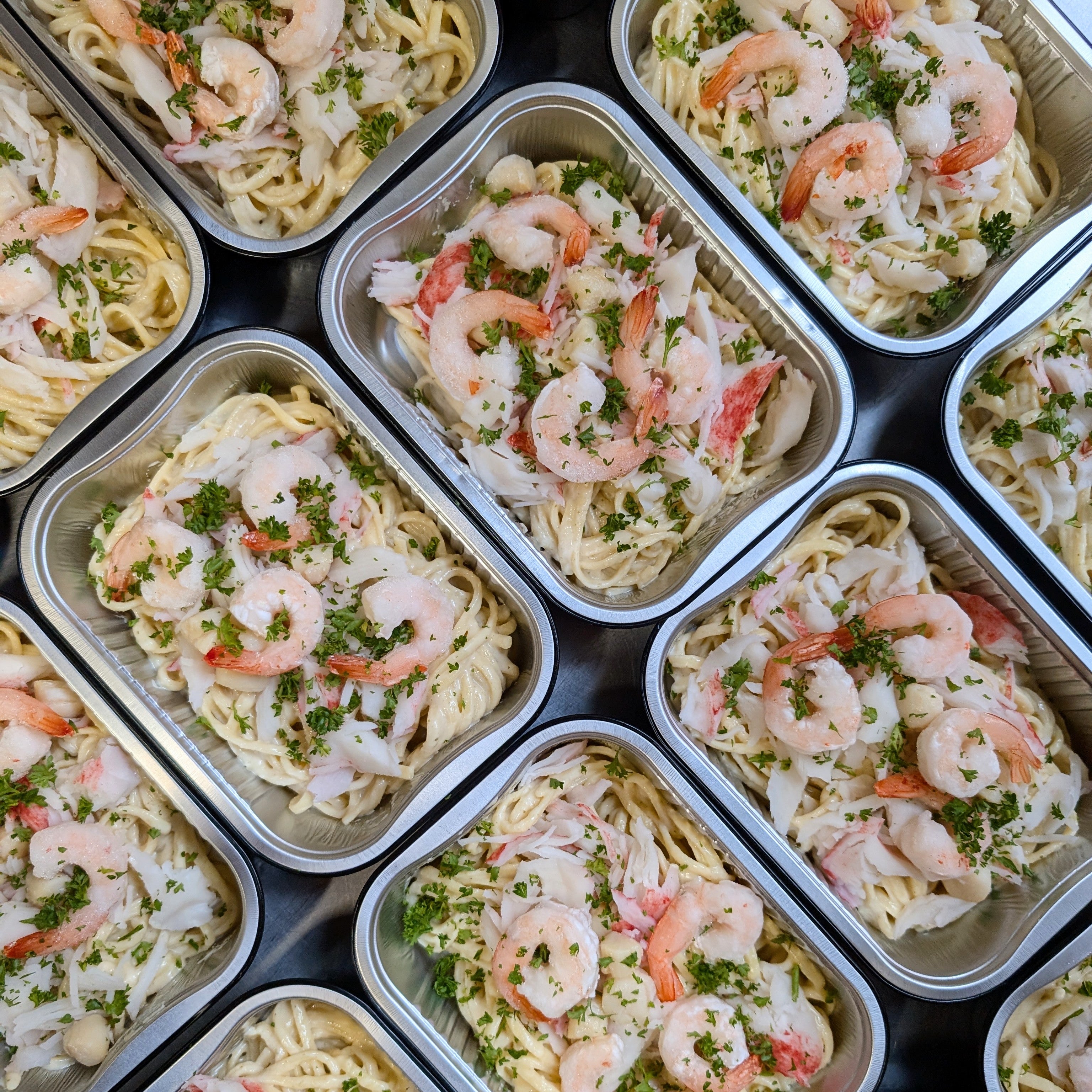 Seafood alfredo fettucine