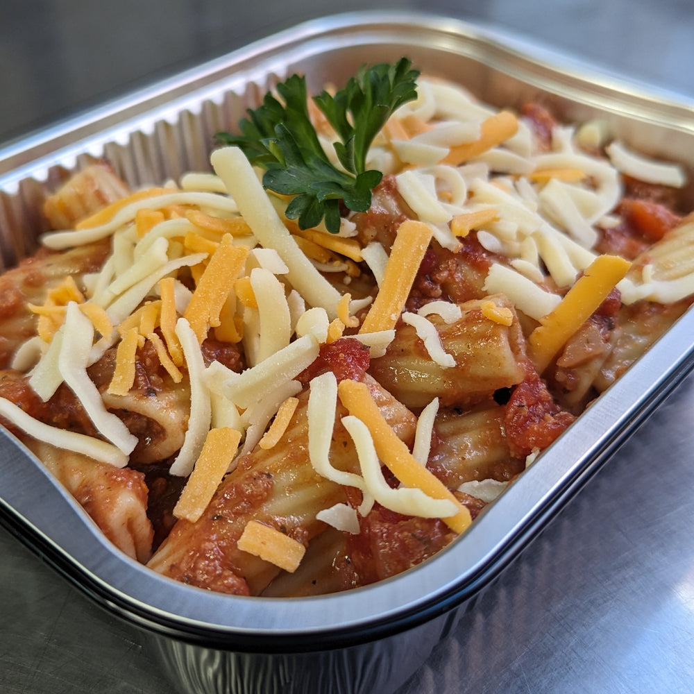 Rigatoni sauce à la viande, gratiné