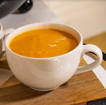 Vegetable soup with ginger