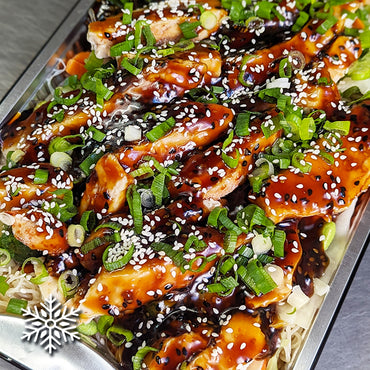 Poulet à l'asiatique sur vermicelles de riz